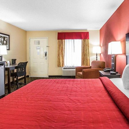 Knights Inn & Suites Griffin Zewnętrze zdjęcie