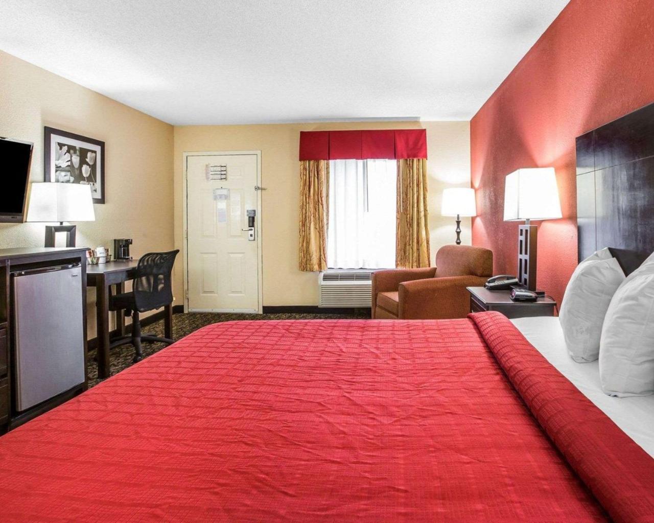 Knights Inn & Suites Griffin Zewnętrze zdjęcie